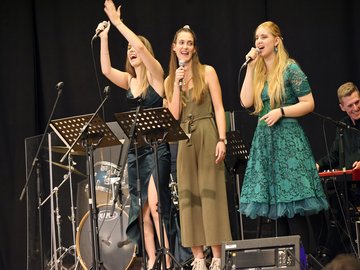 Absolvent:innenfeier 2024: Die Combo der PHKA in Aktion. Foto: Jörg Donecker/PHKA